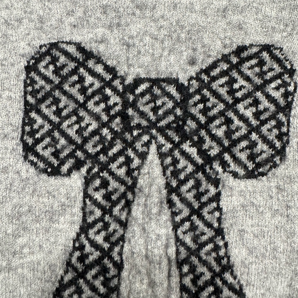 Authentic Fendi Sweater gray Size 12 girls